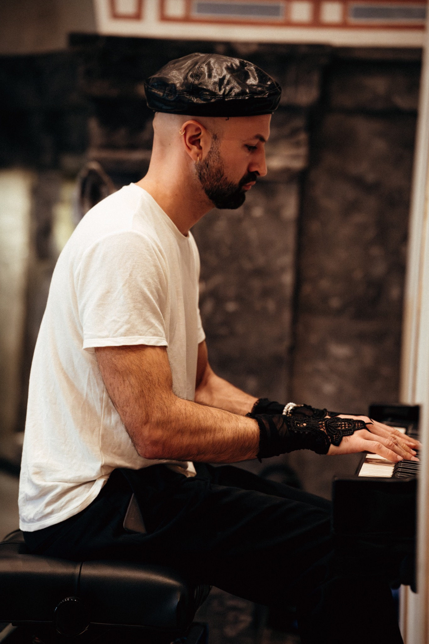 michimoves – piano portrait